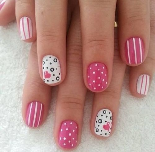 Lovable Nails with Pinky Hearts
